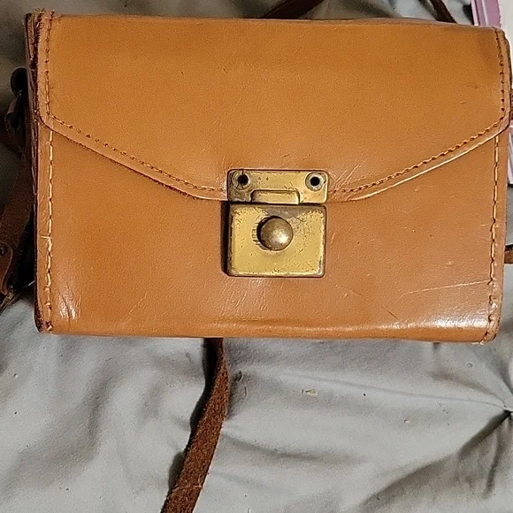 Vintage revere 8 mm movie camera circa 1950s - Picture 7 of 7